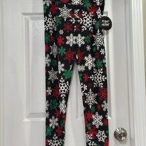 Black and Red Festive Leggings with Snowflake Pattern